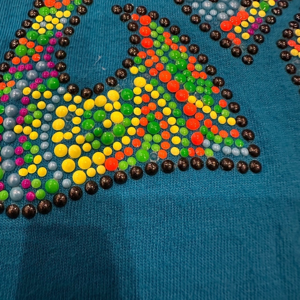 *Vintage* Denny’s! Vibrant Blue Kids Long Sleeve Tee with Studded Love Design - Picture 3 of 6